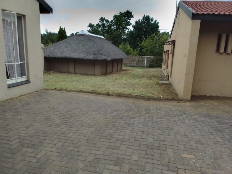 7 Bedroom Property for Sale in Sasolburg Ext 11 Free State